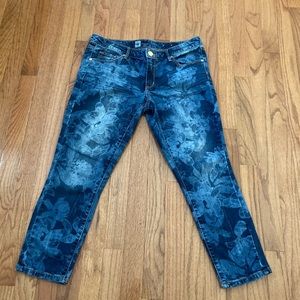 Women’s  cropped jeans 6/8